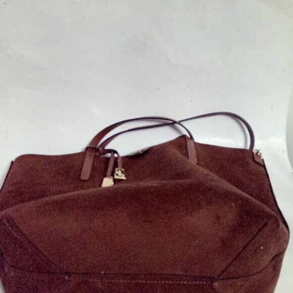 Calvin Klein Monogram Reversible Brown Tote Bag & Zip Pouch Set 18" x 11.5" x 5" - Picture 16 of 17